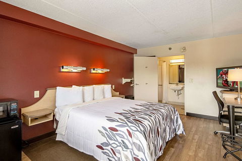 Red Roof Inn Salem - Internet Find 22