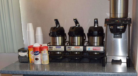 Red Roof Inn Salem - Internet Find 5