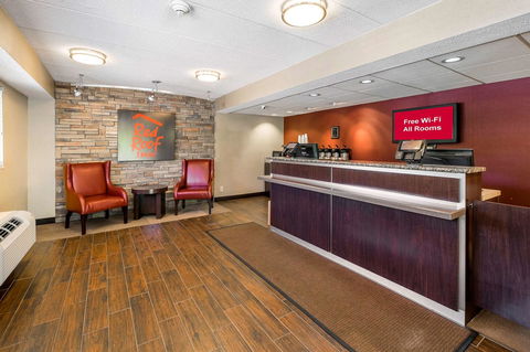 Red Roof Inn Salem - Internet Find 3