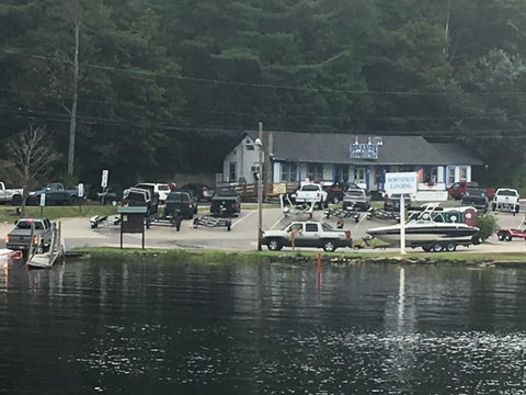 Waterfront Condo On Winnipesaukee With A 30ft Dock - Internet Find 15