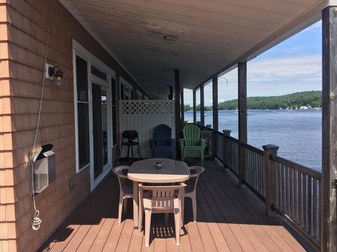 Waterfront Condo On Winnipesaukee With A 30ft Dock - Internet Find 7