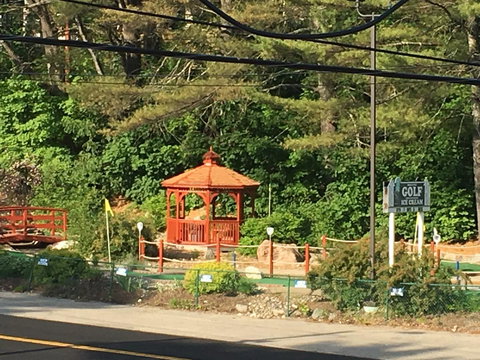 Waterfront Condo On Winnipesaukee With A 30ft Dock - Internet Find 13