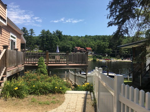 Waterfront Condo On Winnipesaukee With A 30ft Dock - Internet Find 27