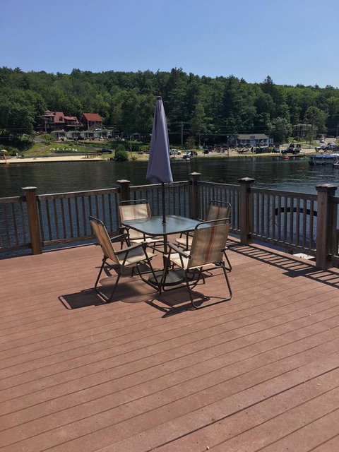 Waterfront Condo On Winnipesaukee With A 30ft Dock - Internet Find 10