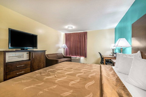 Quality Inn Loudon/Concord - Renee 21