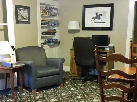 Windrifter Resort - Renee 36