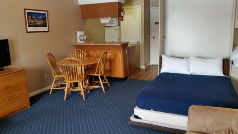 Windrifter Resort - Renee 4