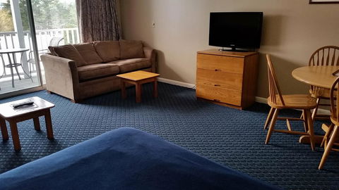 Windrifter Resort - Renee 26