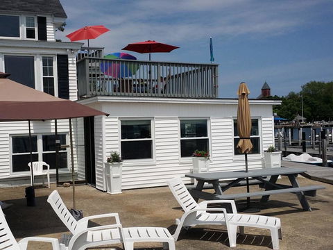 Windrifter Resort - Renee 33