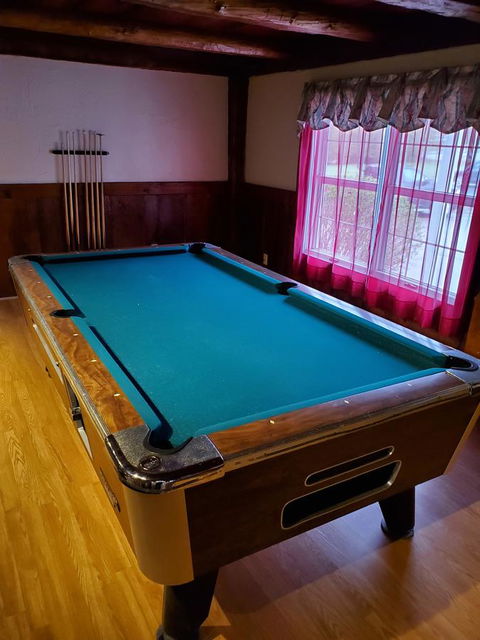Windrifter Resort - Renee 18