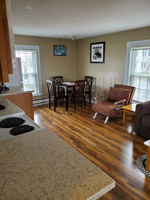 Windrifter Resort - Renee 3