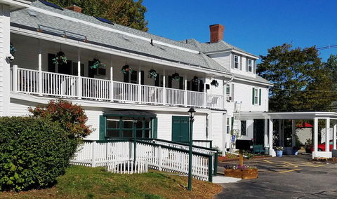 Windrifter Resort - Renee 0