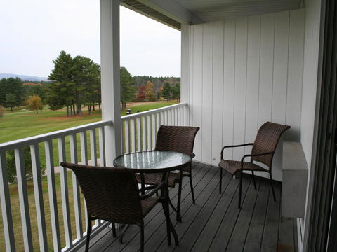 Windrifter Resort - Renee 35