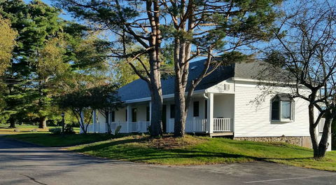 Windrifter Resort - Renee 30