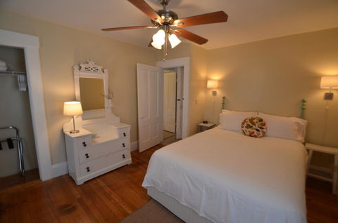 The Cottages Of Wolfeboro - Renee 31