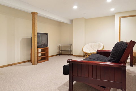 31 Fox Run - Renee 15