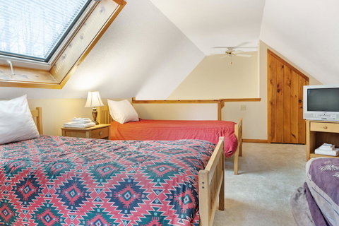 31 Fox Run - Renee 25