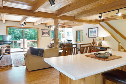 31 Fox Run - Renee 11