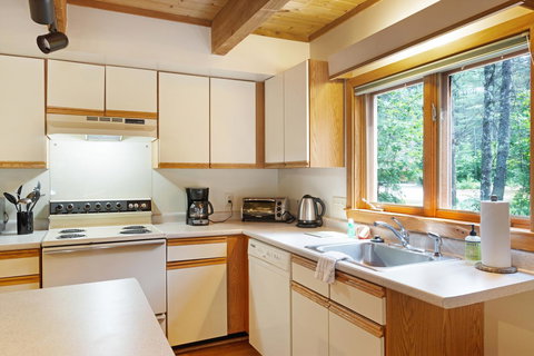 31 Fox Run - Renee 9