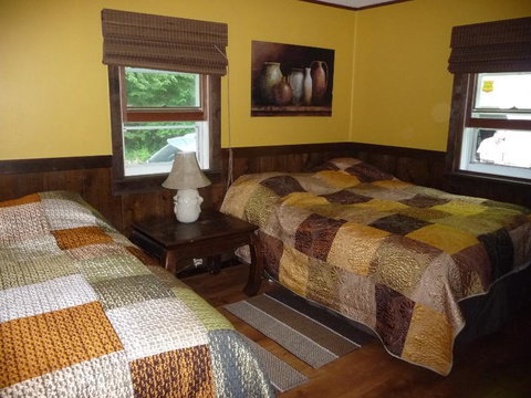 Chateau Beata - Renee 5