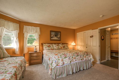 38 Kandahar Lane - Renee 18