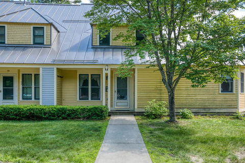 38 Kandahar Lane - Renee 36