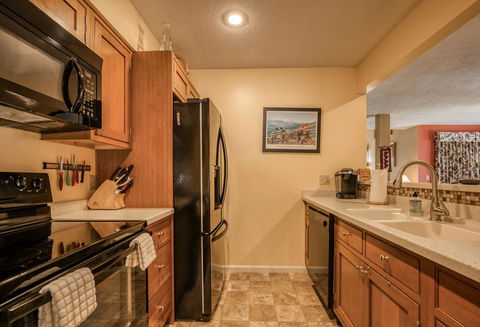 38 Kandahar Lane - Renee 5