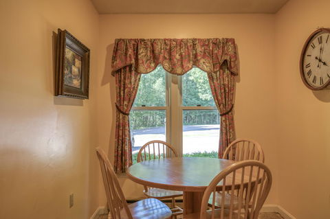 38 Kandahar Lane - Renee 9
