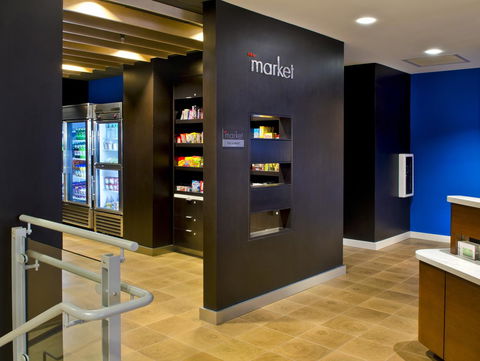 Courtyard By Marriott Newark Downtown - Renee 6