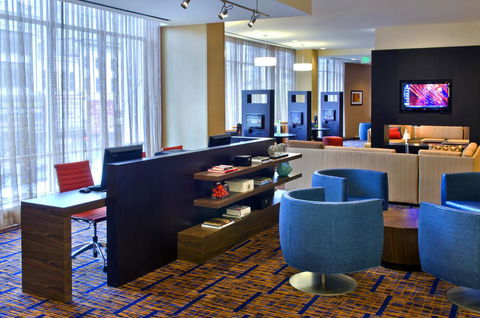 Courtyard By Marriott Newark Downtown - Renee 7