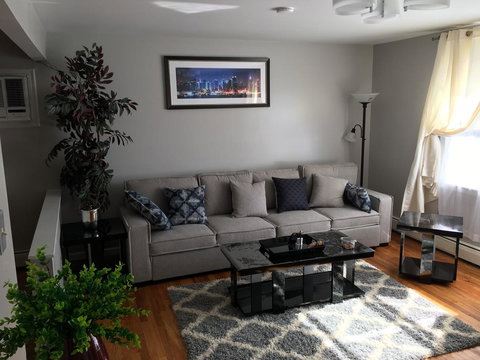 Highland Place - Renee 0