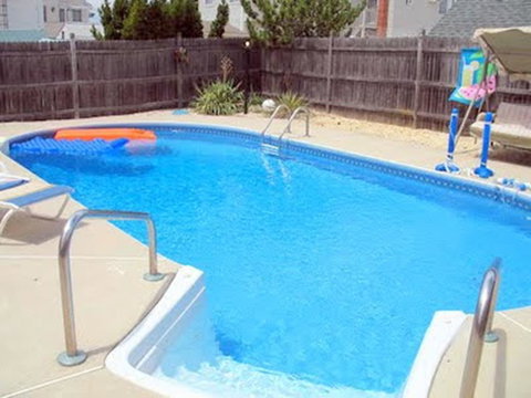 Ship Bottom Contemporary Ocean Block Home With Ocean Views From Living Room And Front Deck. Short Stroll To The Sand And Surf. G - Renee 5