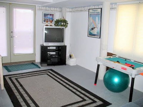 Ship Bottom Contemporary Ocean Block Home With Ocean Views From Living Room And Front Deck. Short Stroll To The Sand And Surf. G - Renee 7