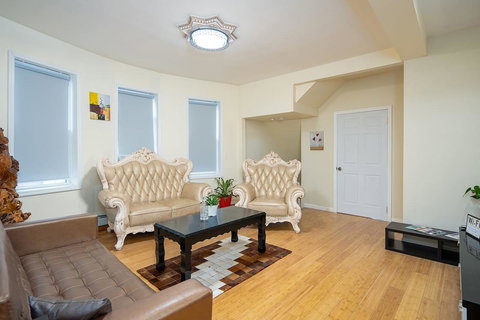 4 Bed 4bath 15Min To NYC.Parking.Balcony NYC View J-1 - Renee 1