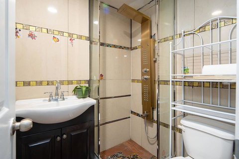 4 Bed 4bath 15Min To NYC.Parking.Balcony NYC View J-1 - Renee 12