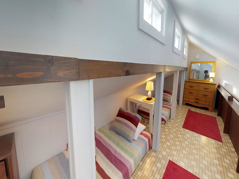 Brant Beach Ocean Front Duplex 2nd Fl 114089 - Renee 16