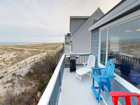 Brant Beach Ocean Front Duplex 2nd Fl 114089 - Renee 27