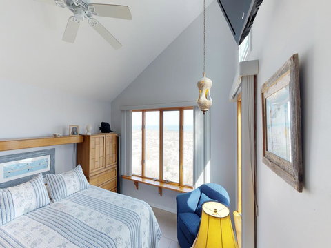 Brant Beach Ocean Front Duplex 2nd Fl 114089 - Renee 12