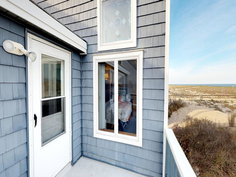 Brant Beach Ocean Front Duplex 2nd Fl 114089 - Renee 24