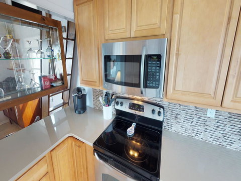 Brant Beach Ocean Front Duplex 2nd Fl 114089 - Renee 13