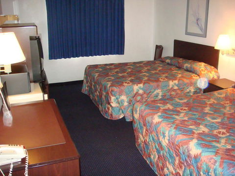 Super 8 By Wyndham Las Cruces/La Posada Lane - Internet Find 3