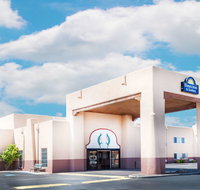 Days Inn  Suites by Wyndham Lordsburg