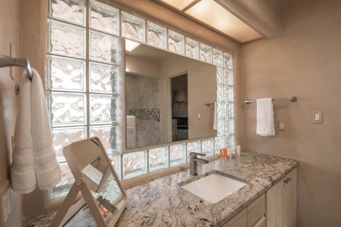 3 Bedroom - 20 Min. Walk To Plaza - Valle Del Sol - Internet Find 17