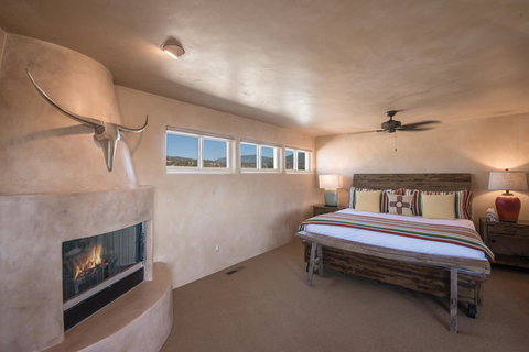 3 Bedroom - 20 Min. Walk To Plaza - Valle Del Sol - Internet Find 12