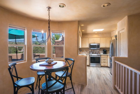 3 Bedroom - 20 Min. Walk To Plaza - Valle Del Sol - Internet Find 8