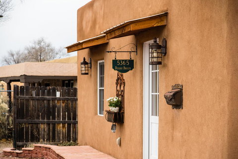 2 Bedroom - In Railyard, 10 Min. Walk To Plaza - Desert Breeze - Internet Find 31