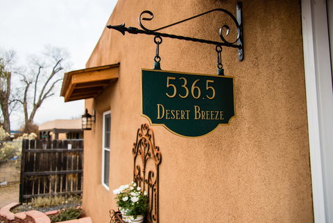 2 Bedroom - In Railyard, 10 Min. Walk To Plaza - Desert Breeze - Internet Find 32