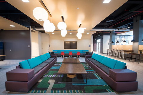 Aloft New York LaGuardia Airport - Renee 16