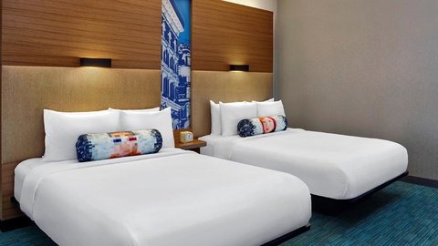 Aloft New York LaGuardia Airport - Renee 7