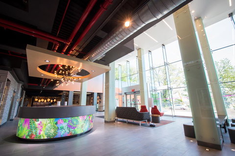 Aloft New York LaGuardia Airport - Renee 24